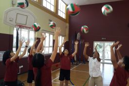 rio-academy_volleyball-kids_004